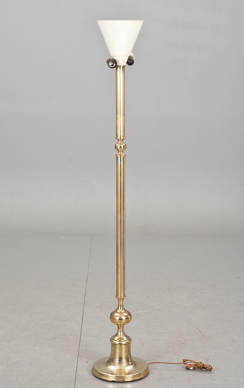 GOLVLAMPA. 1900-tal.