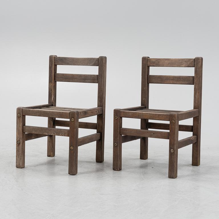 Elsa Stackelberg, a table and four chairs, Fri Form, Sweden, second half of the 20th century.