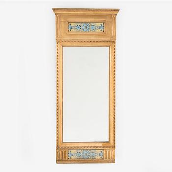 An early 19th century mirror.