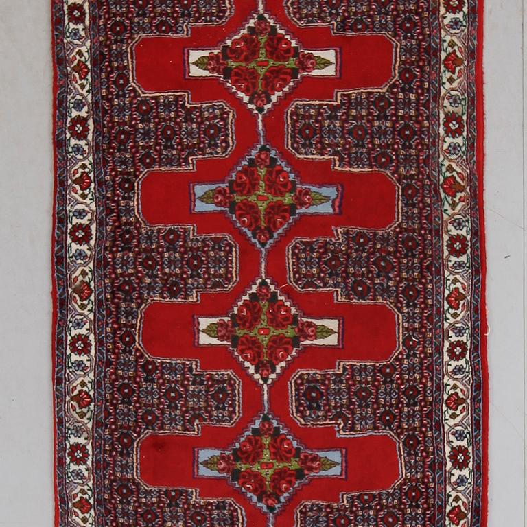 MATTA, orient, ca 396 x 92 cm.