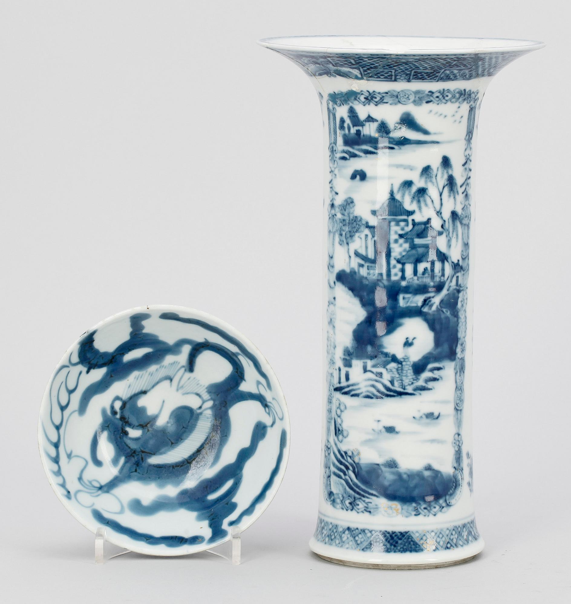 VAS SAMT SKÅL, porslin, bla Qianlong, Kina 1700-tal.