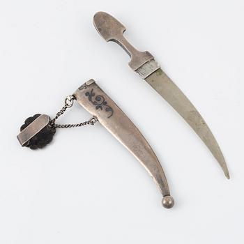 Skärp samt hänge, silver, omkring år 1900.