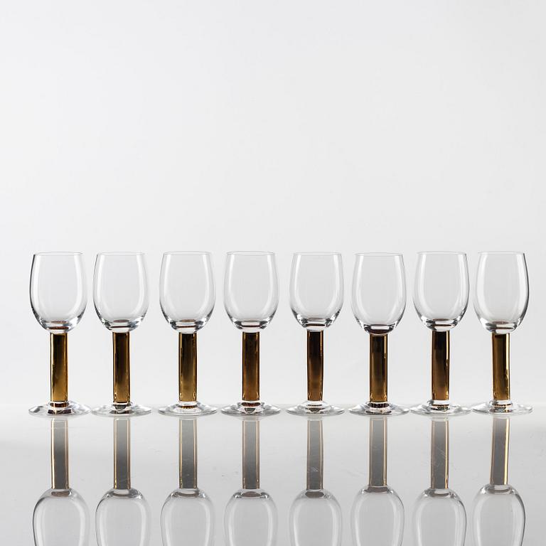 Gunnar Cyrén, an 18-piece 'Nobel' glass service, Orrefors.