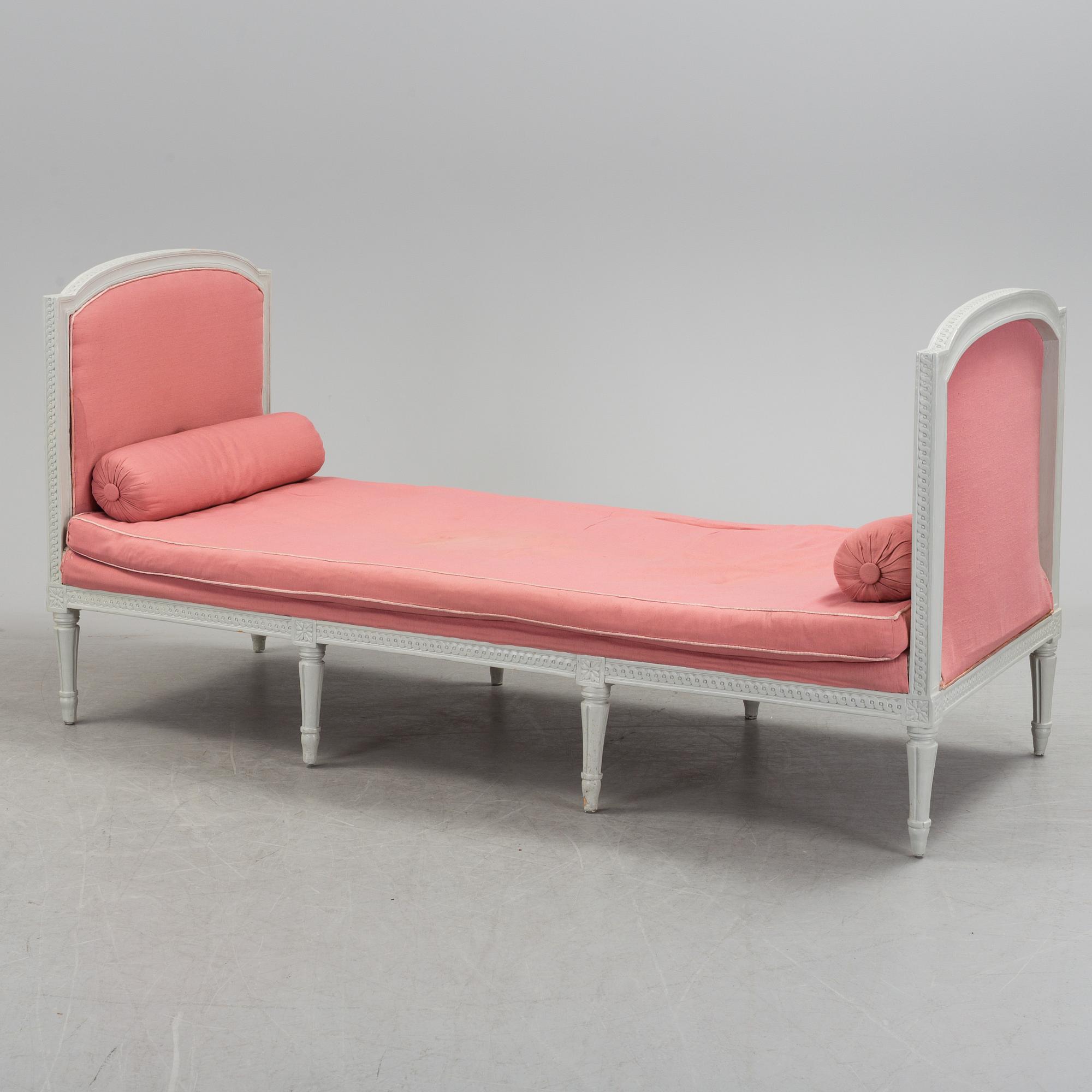 A Gustavian daybed, late 18th Century.