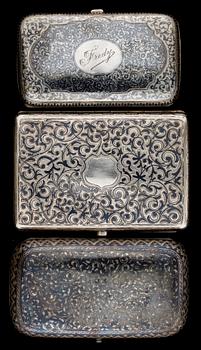 CIGARETTETUI, 3 st, silver, Moskva 1887-1917.