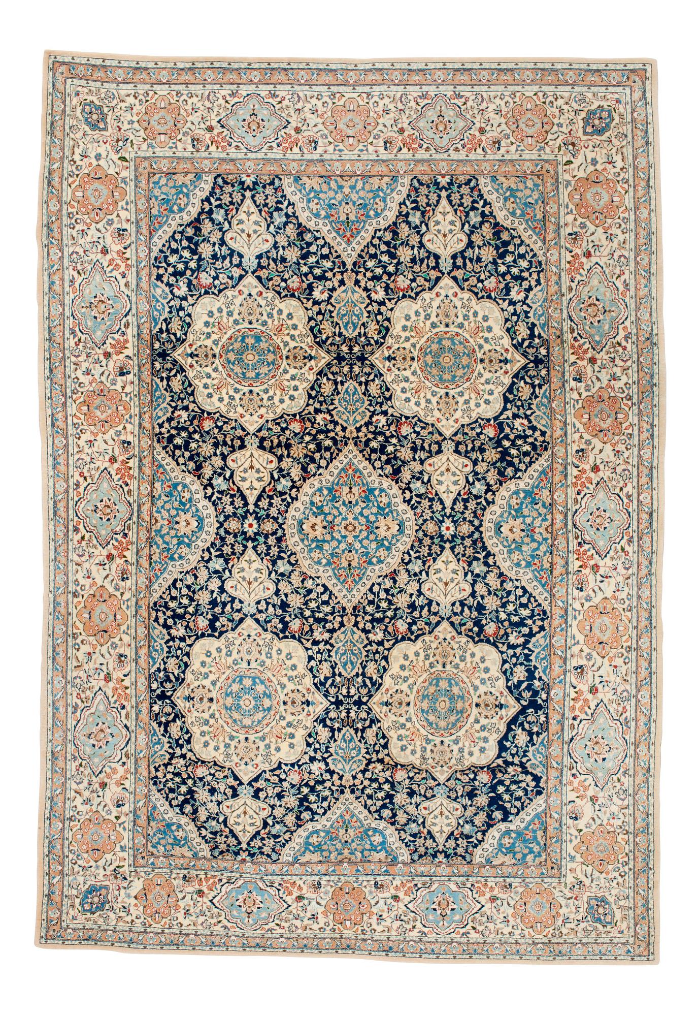 SEMI-ANTIQUE NAIN PART SILK. 248,5 x 172 cm.