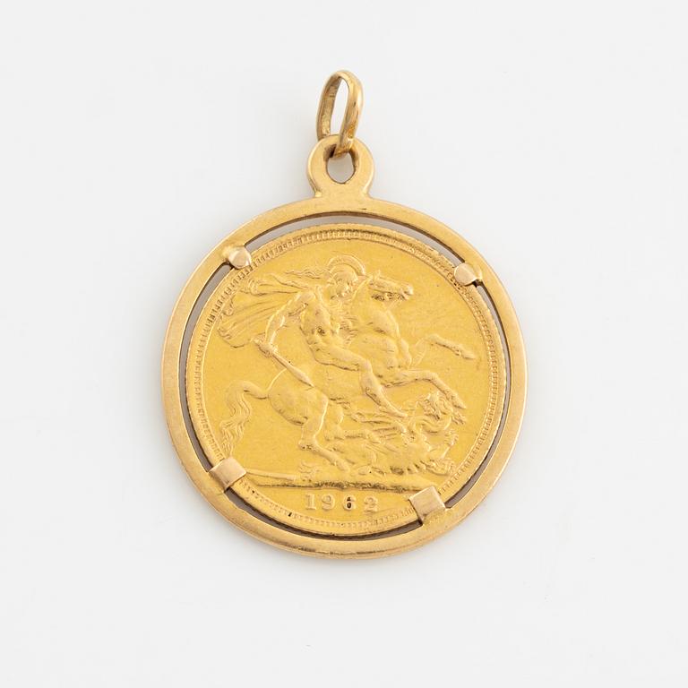 A British goldcoin, 1 Sovereign, 1962, mounted in a 18 k gold pendulum.