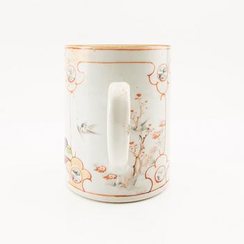 Mugg Kina 1700-talets andra hälft, porslin.