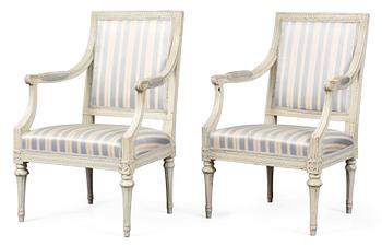850. A pair of Gustavian armchairs.