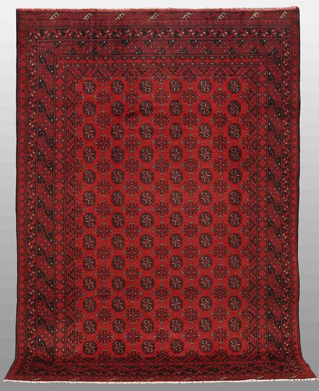 MATTA, orientalisk, ca 290 x 197 cm.