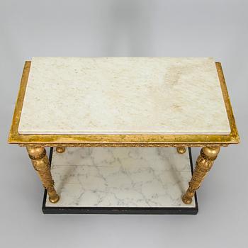 Jonas Frisk, Konsolipöytä, signeerattu J Frisk (toiminut 1805 - 1824), Tukholman hallileima, epäselvä vuosi. Myöhäiskustavilainen.