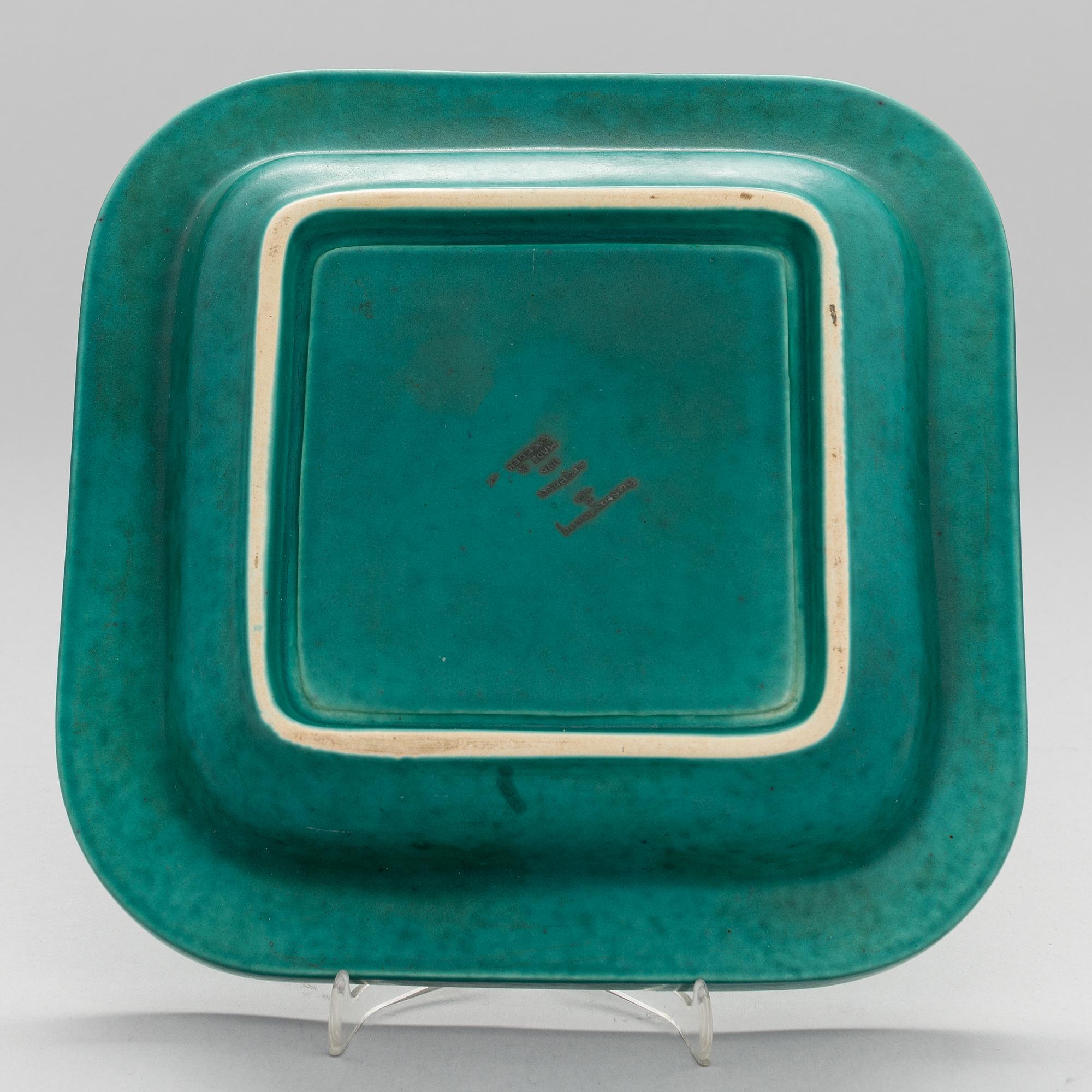 WILHELM KÅGE, A stoneware plate "Argenta", Gustavsberg.