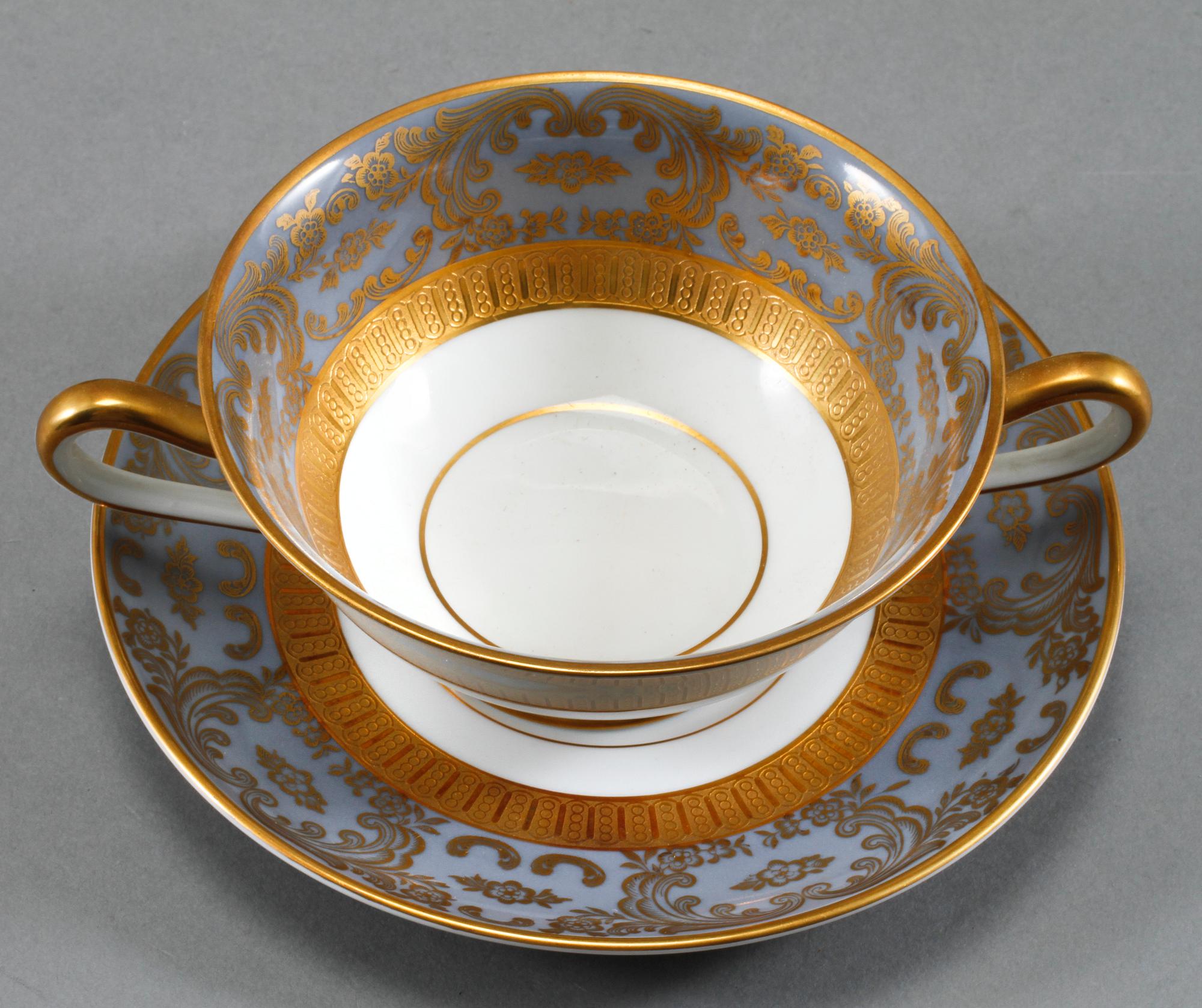 BULJONGKOPPAR MED FAT, 12 st, porslin, Tirschenreuth, 1900-talets senare del.