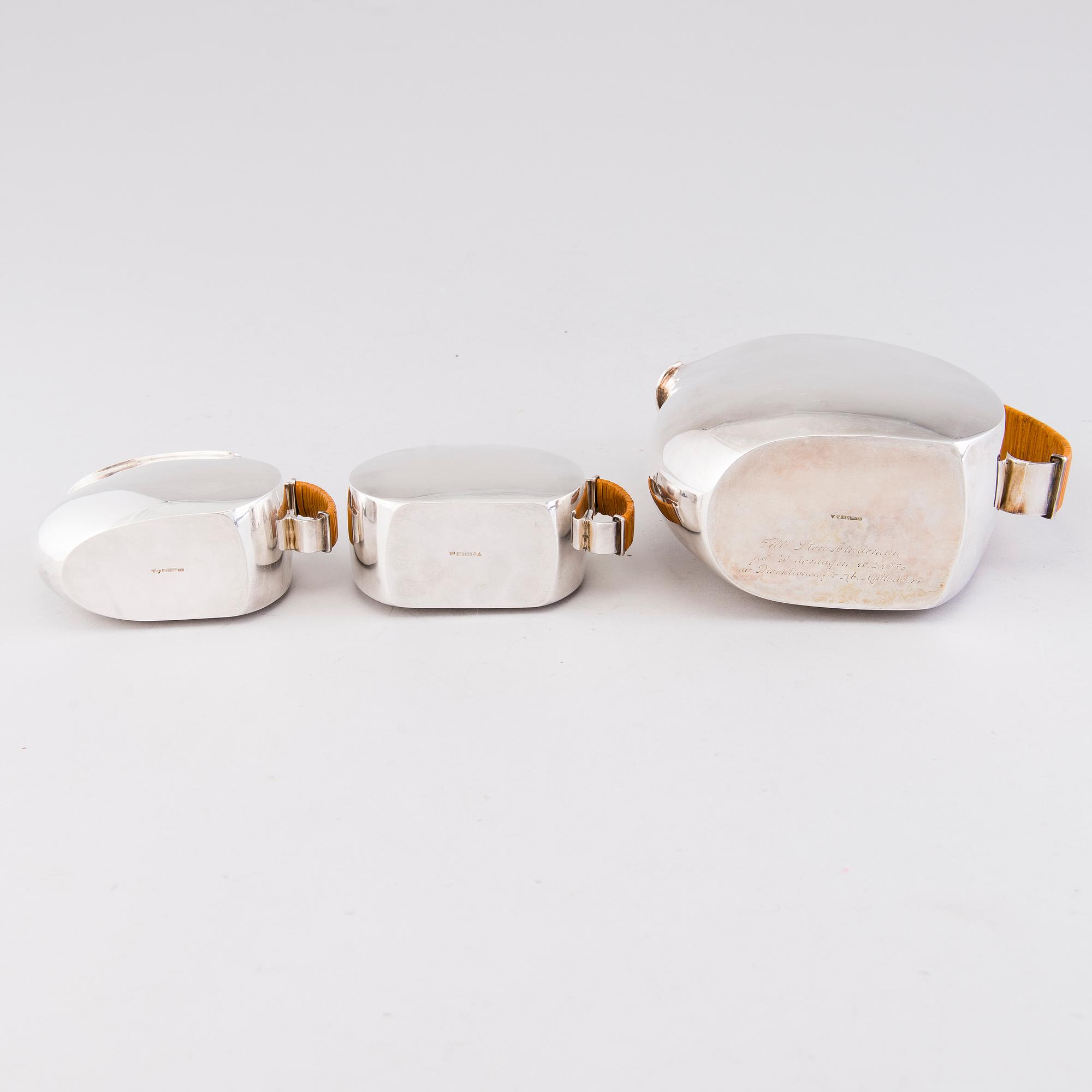 A THREE-PIECE SILVER COFFEE SET, Anita Sarlin, Koruteollisuus Tillander Oy, Helsinki 1951.