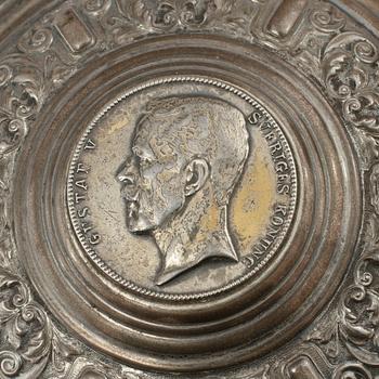 STOP, silver, Carl Gustaf Hallberg, Stockholm, 1943. Vikt 580 g.