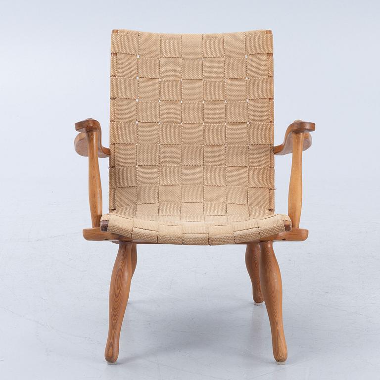 A mid 20th century armchair.