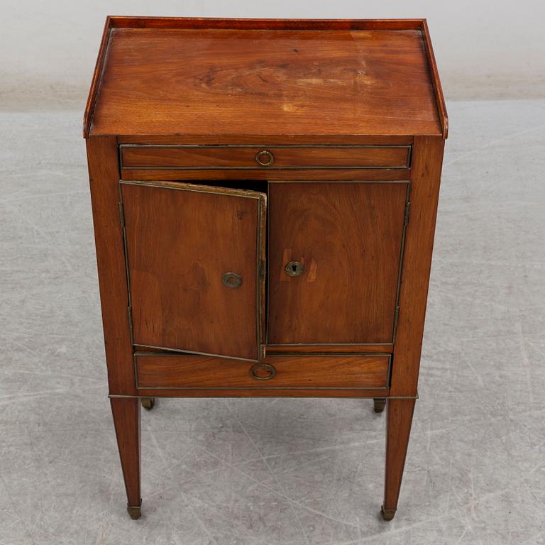 A Swedish 18th century late gustavian bedside table.