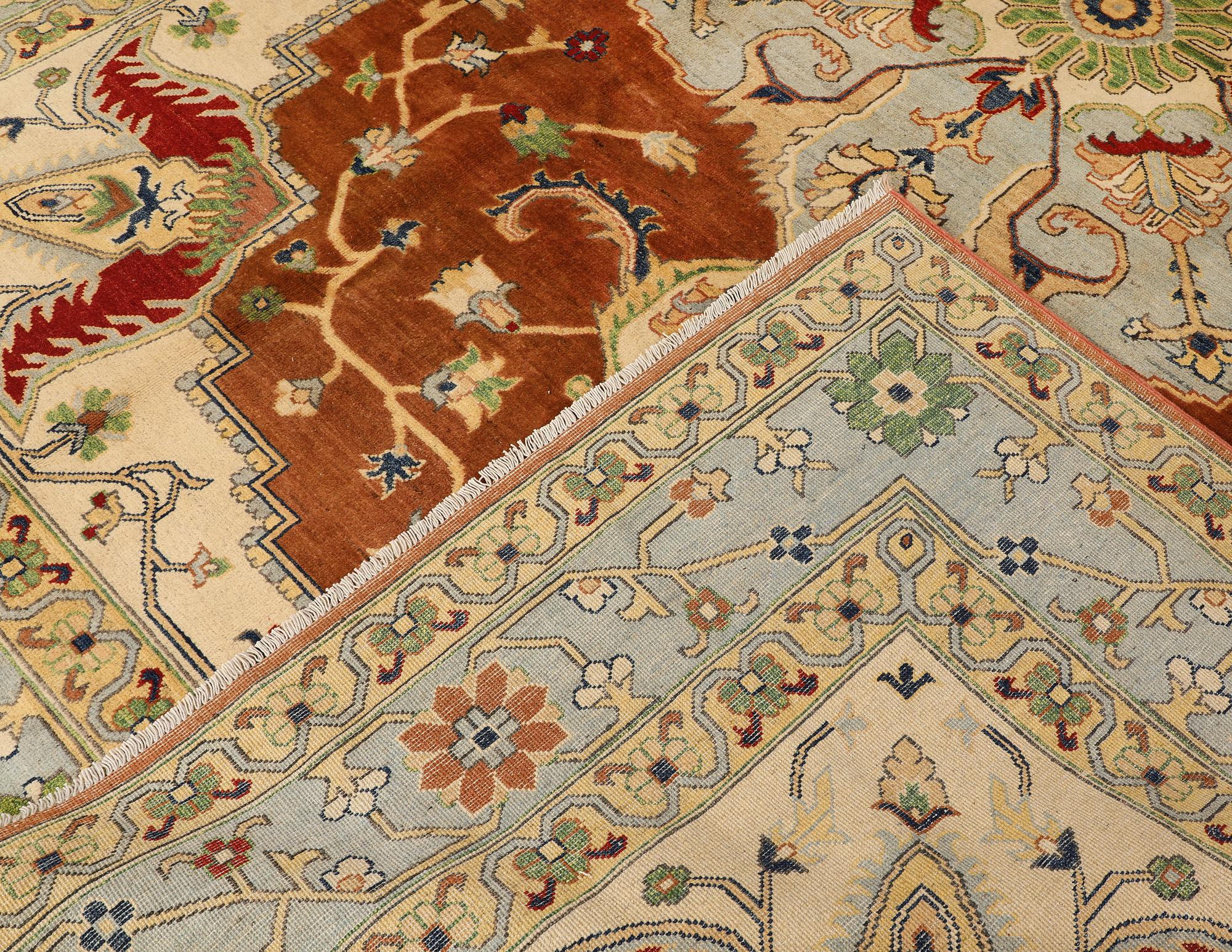 Matta, Ziegler design, ca 373 x 270 cm.