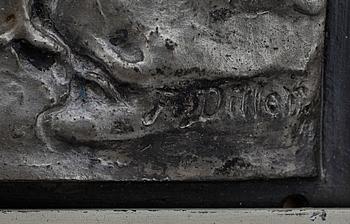 FRITZ DILLER, ett par, väggreliefer, nysilver, sign i gjutningen.
