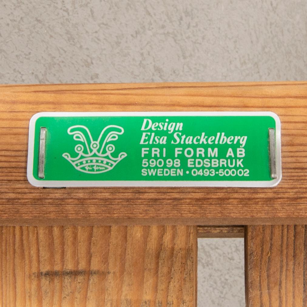 Elsa Stackelberg, 2 fåtöljer + pall / bord, Fri Form, 1900-talets senare del.