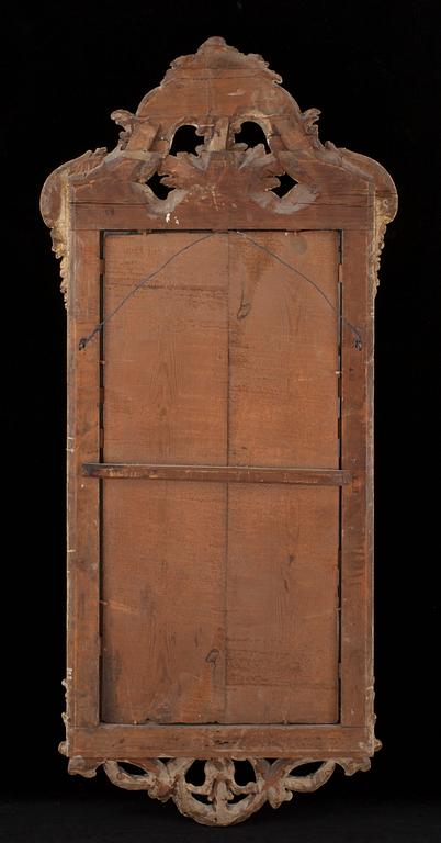 SPEGEL, av Samuel Bomansson (mästare i Stockholm 1756-71, änkan drev verkstaden till 1780-talet). Transition.