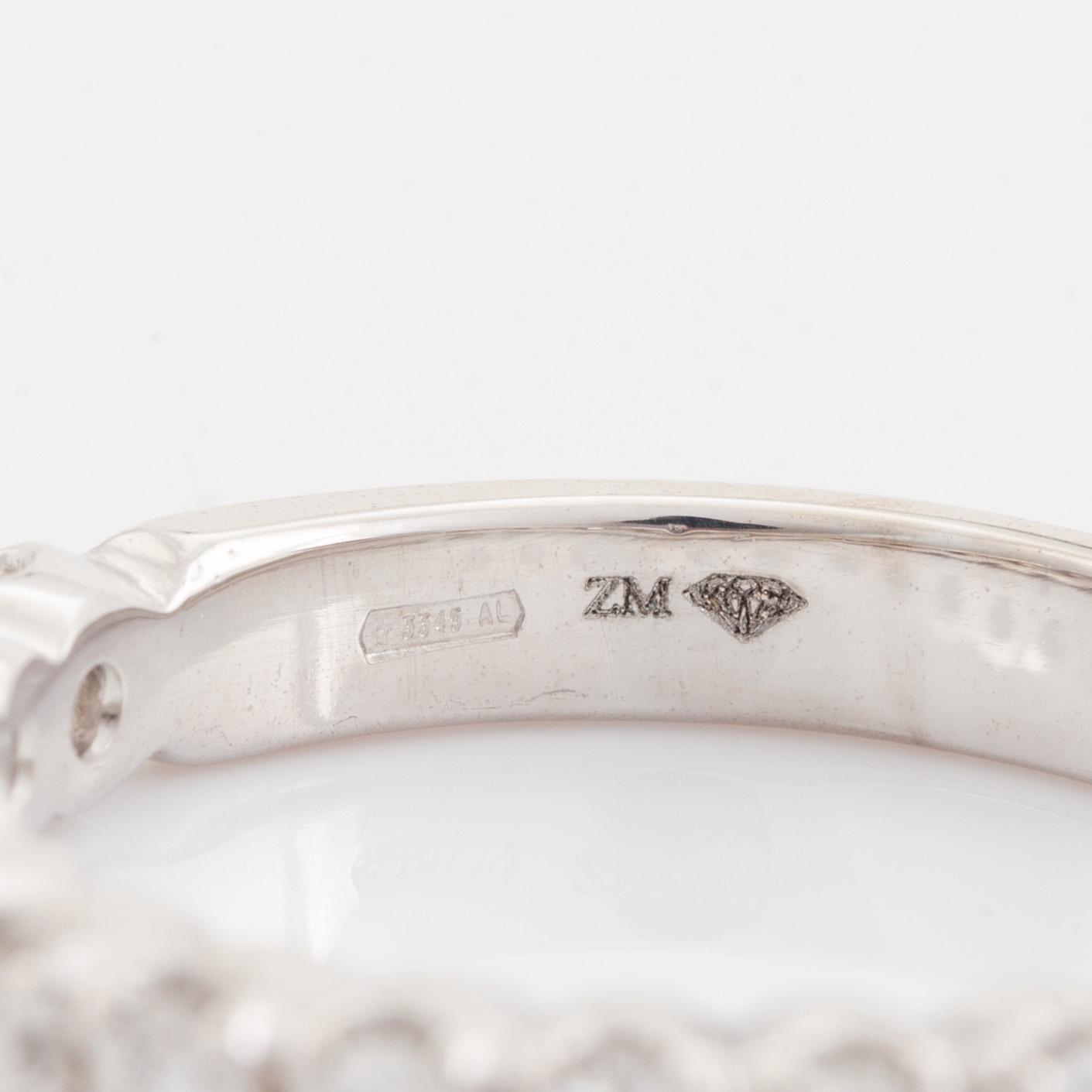 Brilliant cut diamond ring, total ca 0,71 ct.