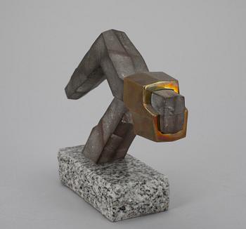 HEIKKI ASPINEN, skulptur, brons samt sten, numrerad 3/3, signerad och daterad -88.