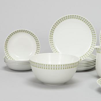 Raija Uosikkinen, A 32-piece set of 'Lily of the valley' faience dinnerware for Arabia 1960s.