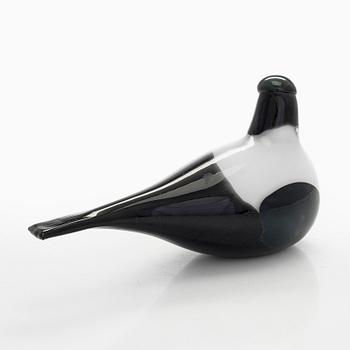Oiva Toikka, a glass bird, signed O. Toikka Nuutajärvi.