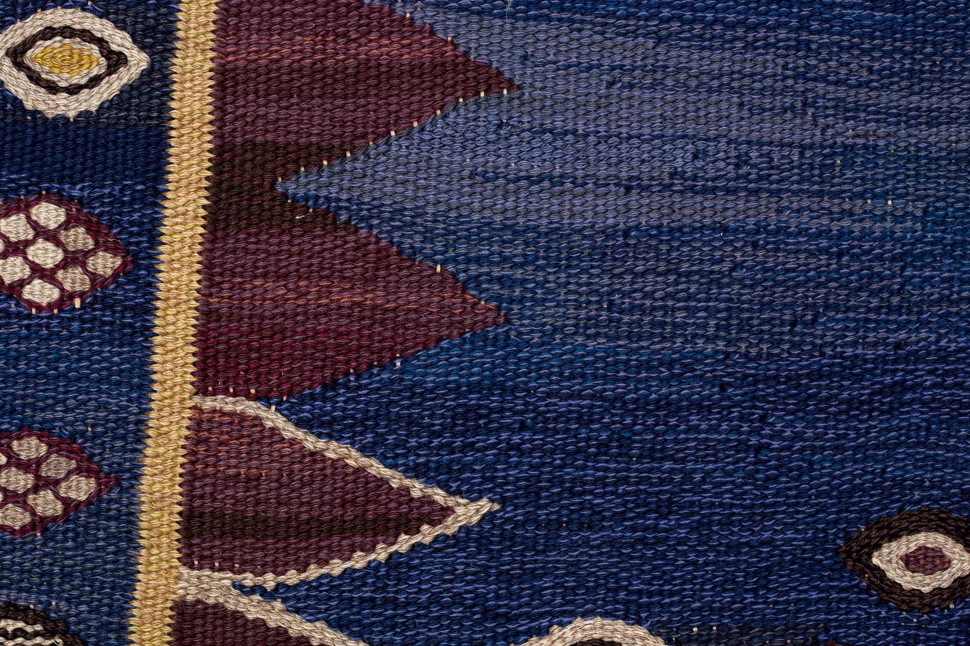 Barbro Nilsson, matto, "Snäckorna", flat weave, ca 312-313,5 x 200-204,5 cm, signed AB MMF BN.