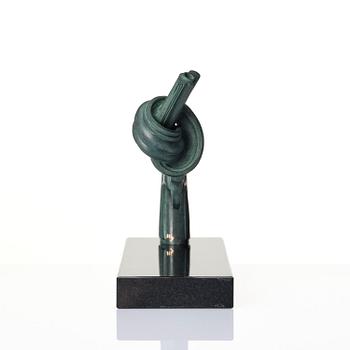 Carl Fredrik Reuterswärd, "Non Violence Knotted Gun".