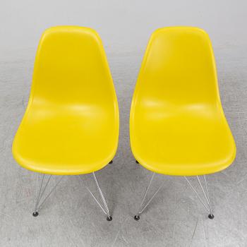 CHARLES AND RAY EAMES, six DSR chairs, Vitra, 2011.