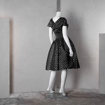 COCKTAILKLÄNNING, Christian Dior Höst/vinter 1954.