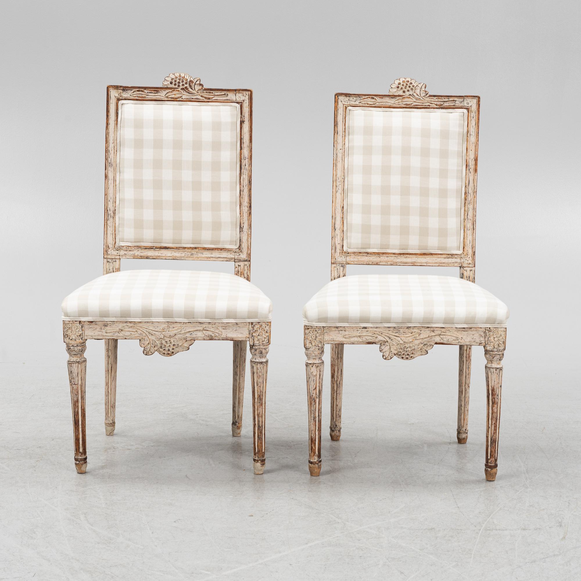 Stolar, ett par, gustavianska, sent 1700-tal.