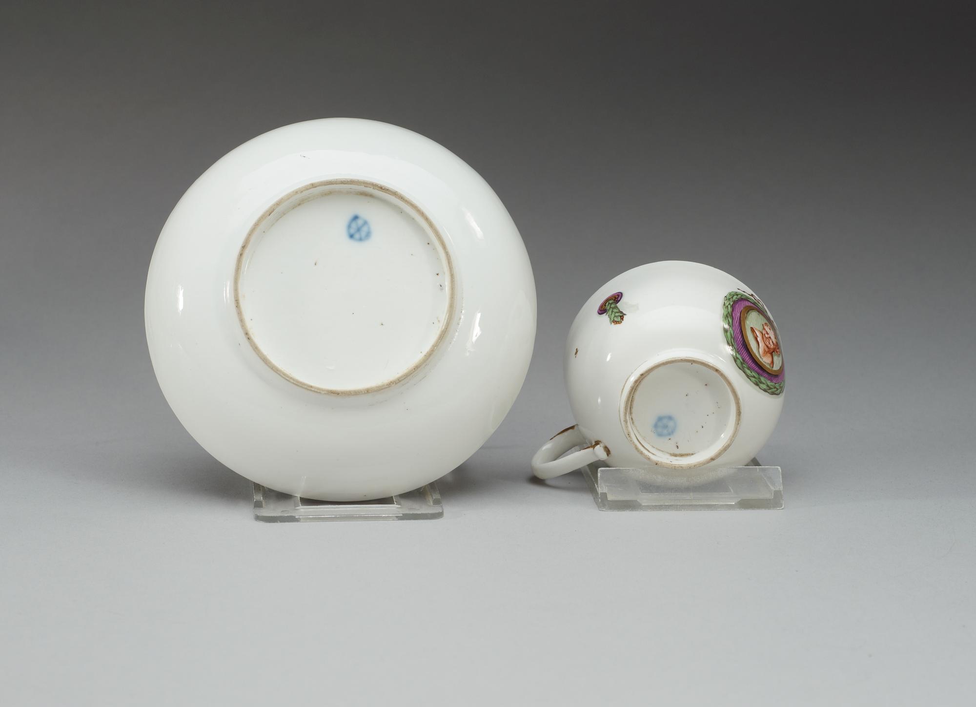 A Höchst cup and saucer, 18th Century.