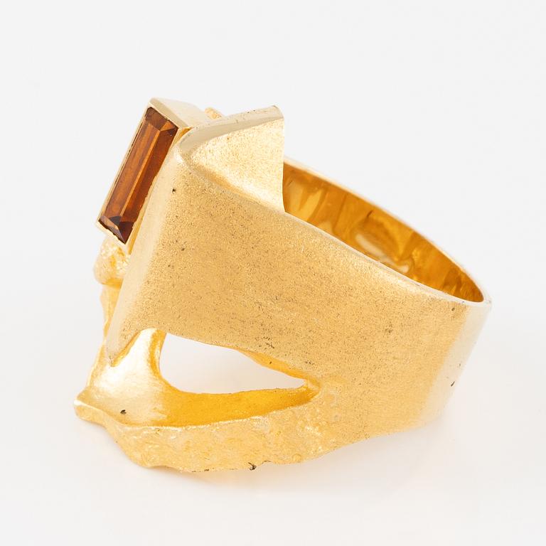 Björn Weckström ring 18K gold with a step-cut citrine, for Lapponia, Finland 1976.
