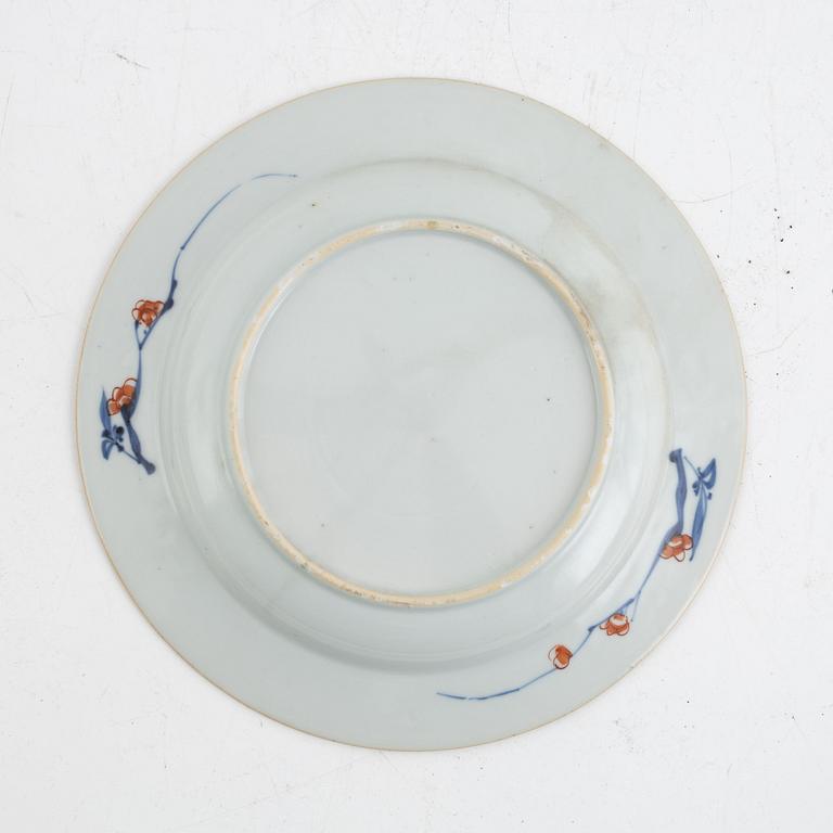 A matched set of 7 Chinese Export soup dishes, Qing dynasty, 18th century.