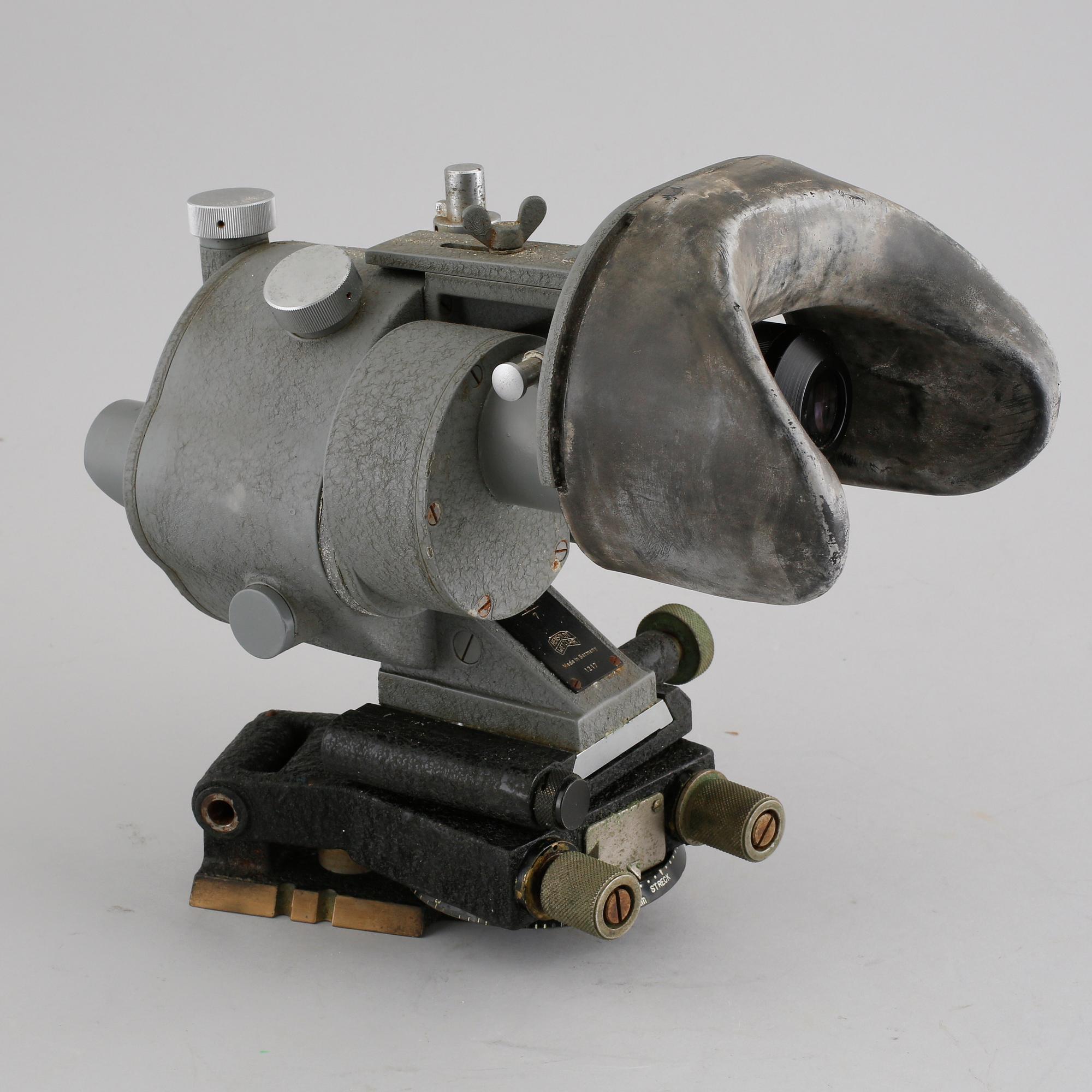 STEERING DIRECTIONAL BINOCULARS, RIS m/48, second half of the 20th century.