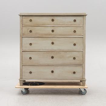 Chest of drawers, 19th century.
