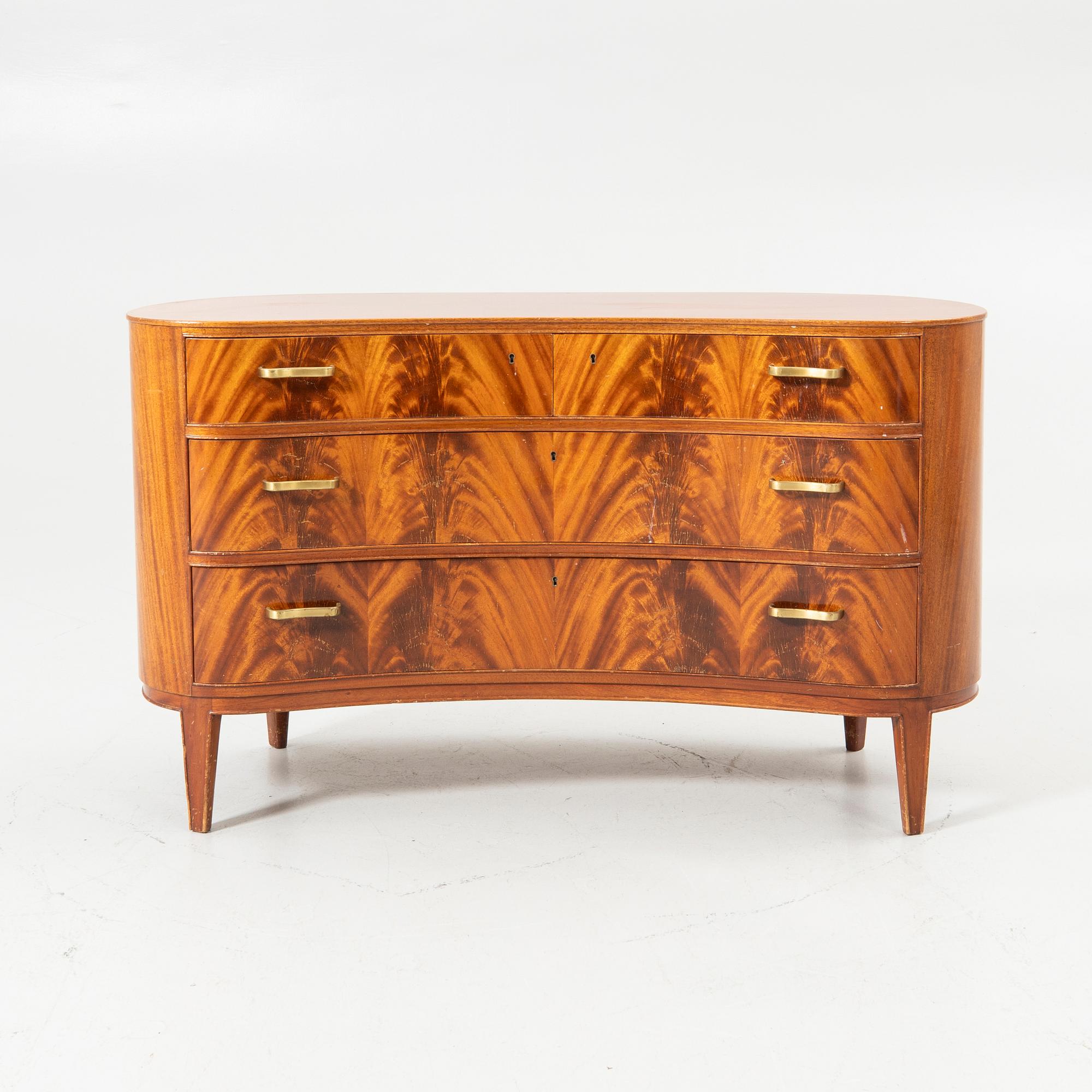 Axel Larsson, Chest of drawers, Swedish Modern, AB Svenska Möbelfabrikerna, Bodafors, 1940s.