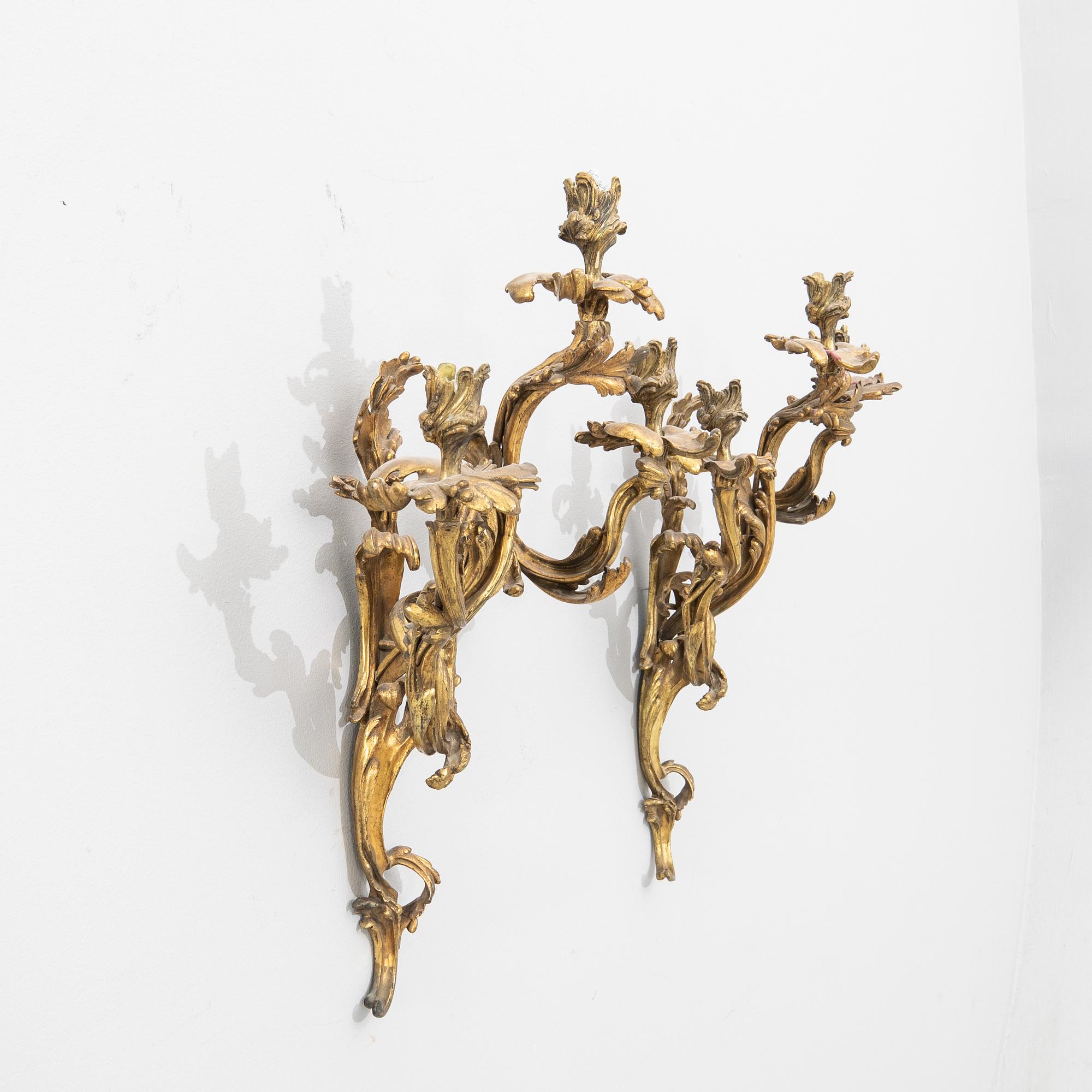 Appliquer ett par Louis XV-stil 1900-tal.