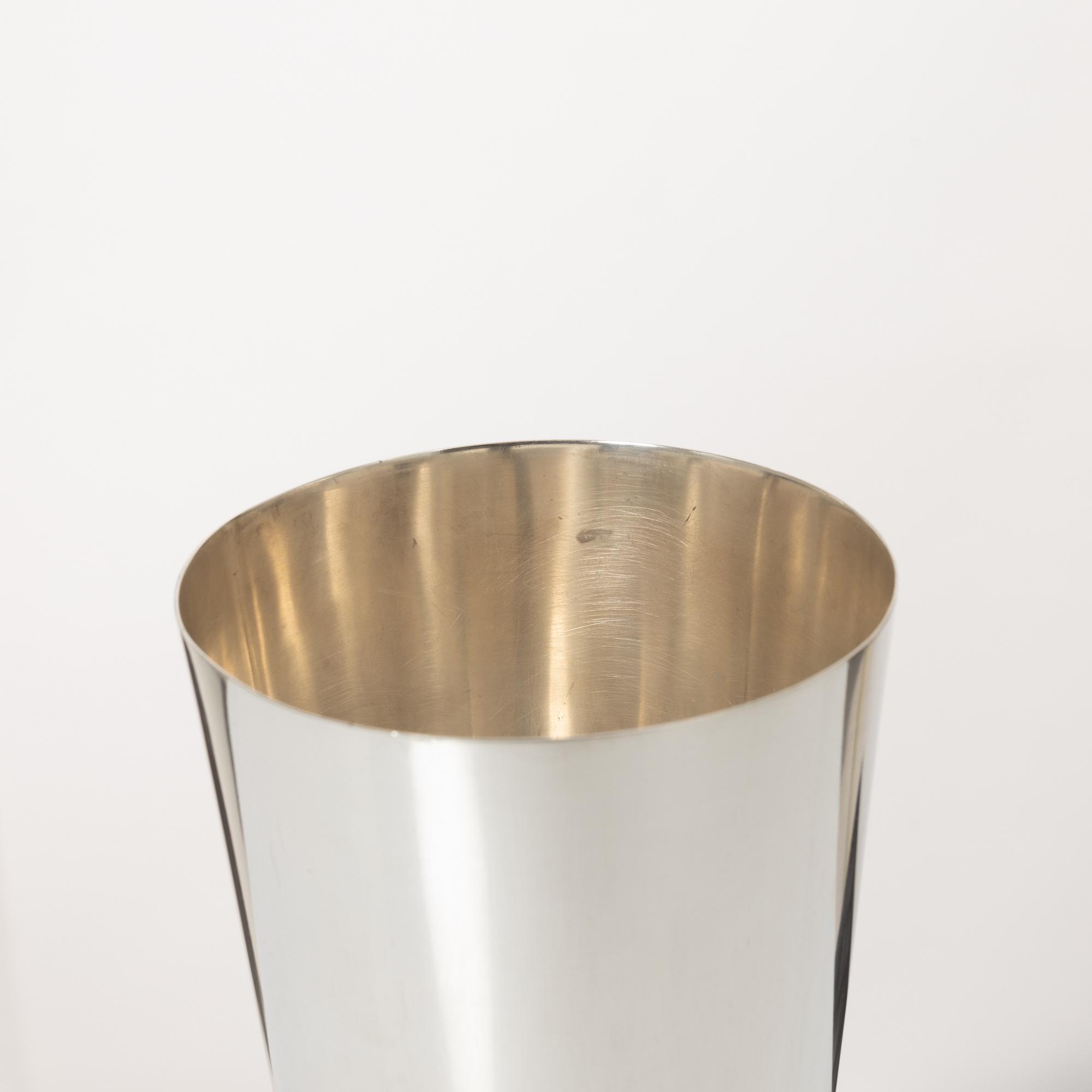 Wiwen Nilsson, vase, sterling silver, Anders Nilsson, Lund 1955.