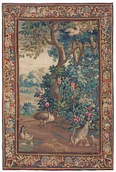 1130. VÄVD TAPET. Gobelängteknik. 271 x 180 cm. Signerad M. Beauvais. Frankrike 1600-talets slut till 1700-talets början.