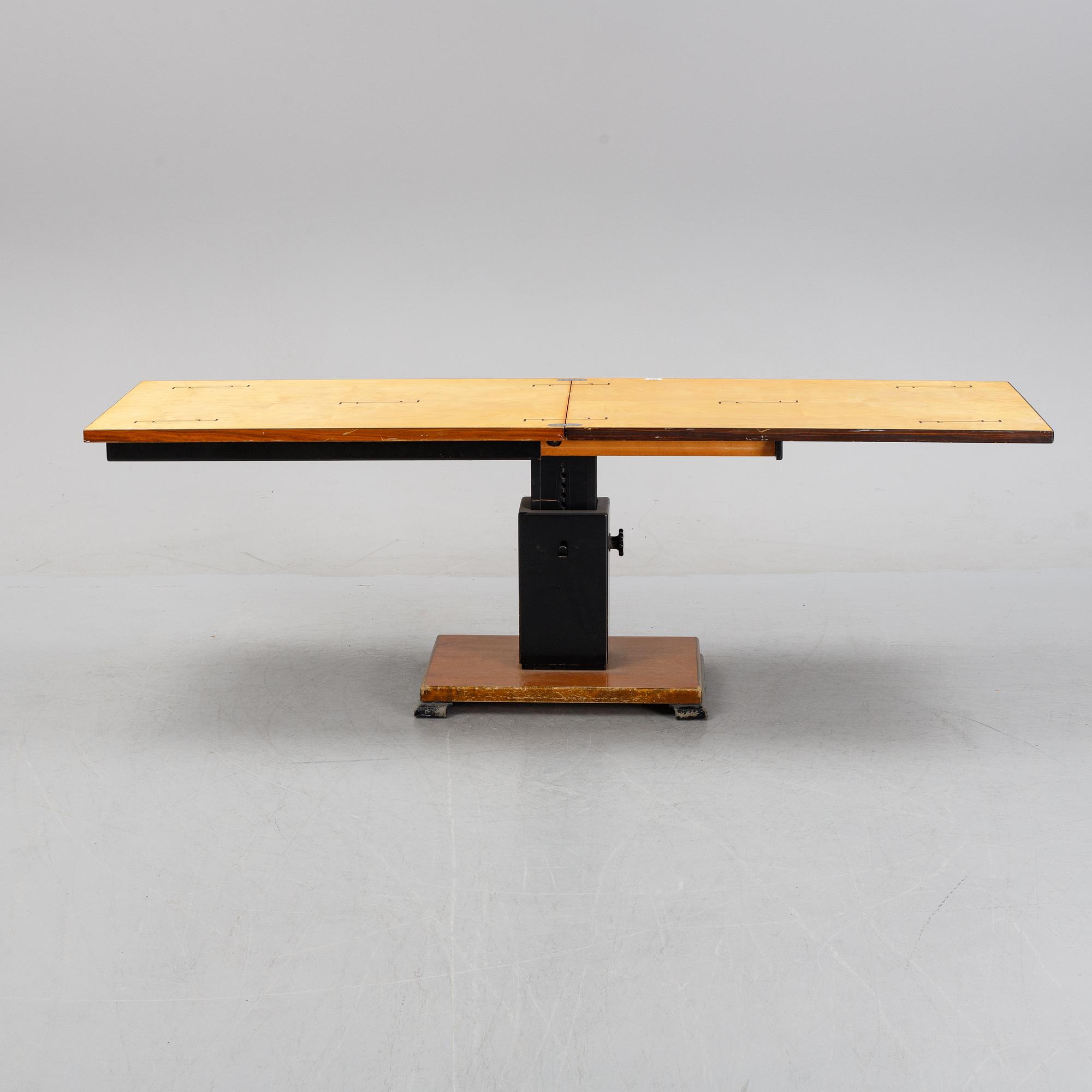Otto Wretling, an 'Idealbordet' mahogany and birch table, Umeå, 1930's.