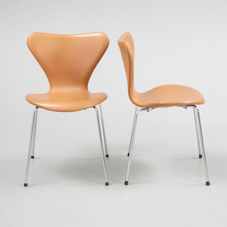 STOLAR, 6 st, "Sjuan", Arne Jacobsen, Fritz Hansen.