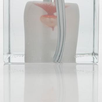 Oiva Toikka, annual glass cube, signed Oiva Toikka, Nuutajärvi 1985, 88/2000.