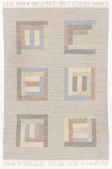 Margareta Åkerberg “Rödlöga” flatweave rug, 250 x 173 cm, signed MÅ.