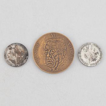 Arne Jones, Medaljer 3 st.. bl a "Gustaf VI Adolf",.