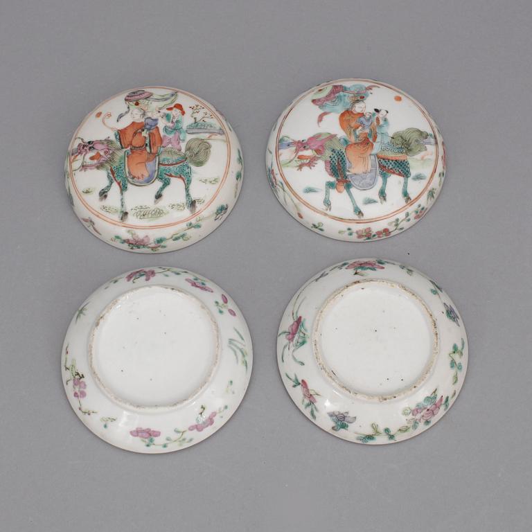 ASKAR, ett par, porslin, Kina. 1800-talets slut.