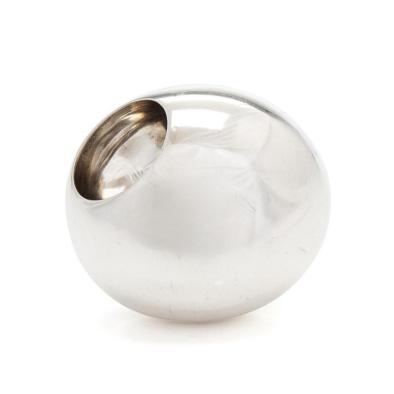 Georg Jensen, ring, "Cave", silver, designed by Jacqueline Rabun, circa 2000.